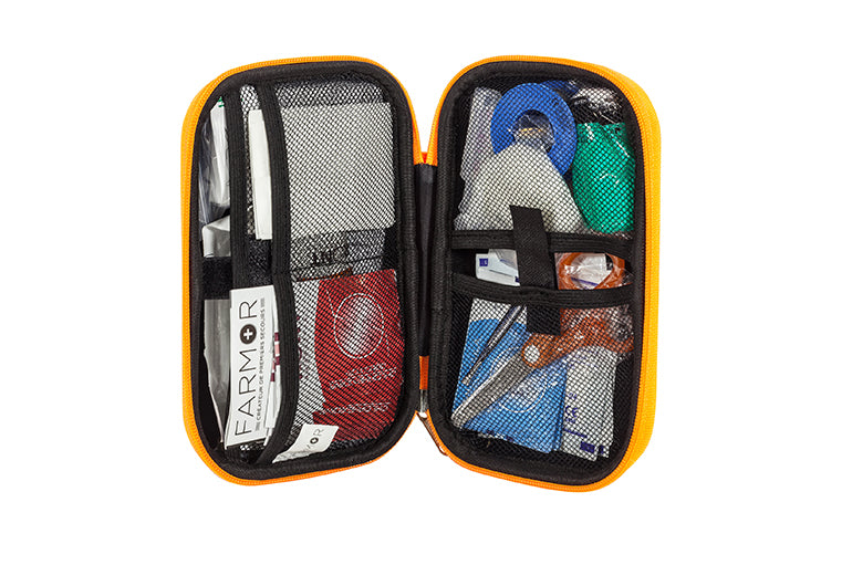 Trousse de secours COUVREUR / ÉTANCHEUR 2/4 pers.  FARMOR